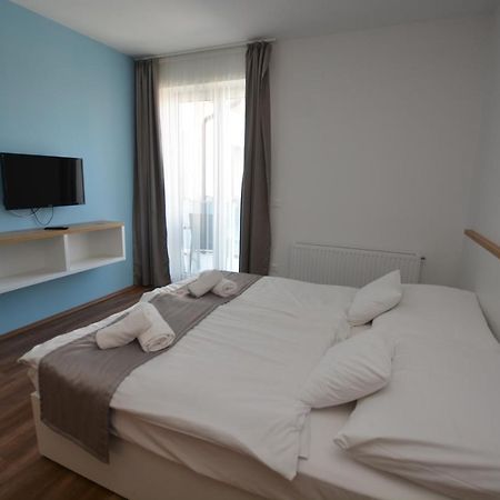 Bibor Apartman Sarvar Exterior photo